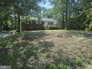 21 SALVINGTON RD, Fredericksburg, VA 22405