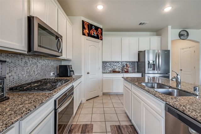 6221 Heron Drive, Celina, TX 76227