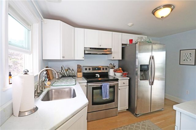 249 Tuckerman Avenue 2, Middletown, RI 02842