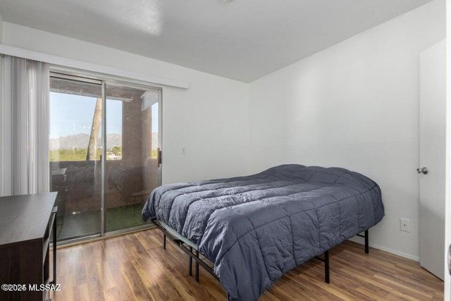1810 E Blacklidge Dr Apt 123, Tucson, AZ 85719