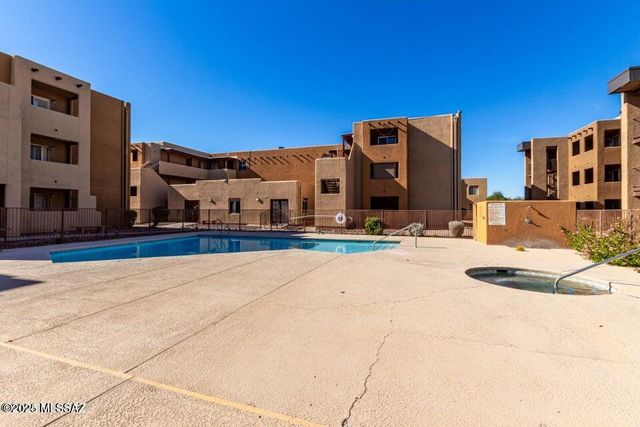 1810 E Blacklidge Dr Apt 123, Tucson, AZ 85719