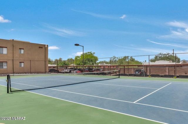 1810 E Blacklidge Dr Apt 123, Tucson, AZ 85719