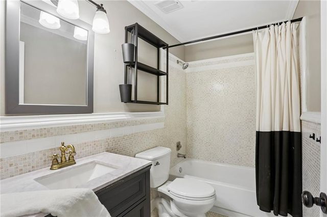 3869 Allenhurst Drive, Peachtree Corners, GA 30092