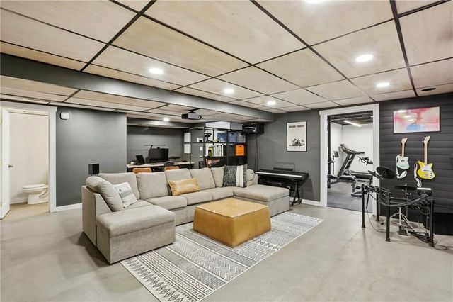 3869 Allenhurst Drive, Peachtree Corners, GA 30092