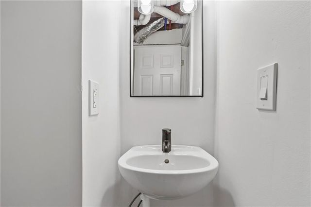 3869 Allenhurst Drive, Peachtree Corners, GA 30092