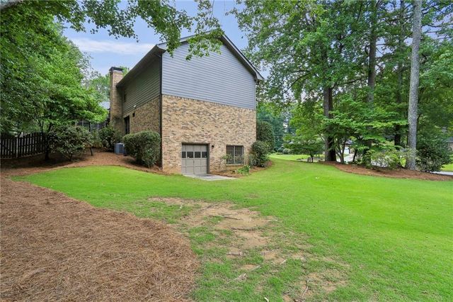 3869 Allenhurst Drive, Peachtree Corners, GA 30092