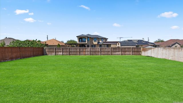 8511 Ventura, Selma, TX 78154