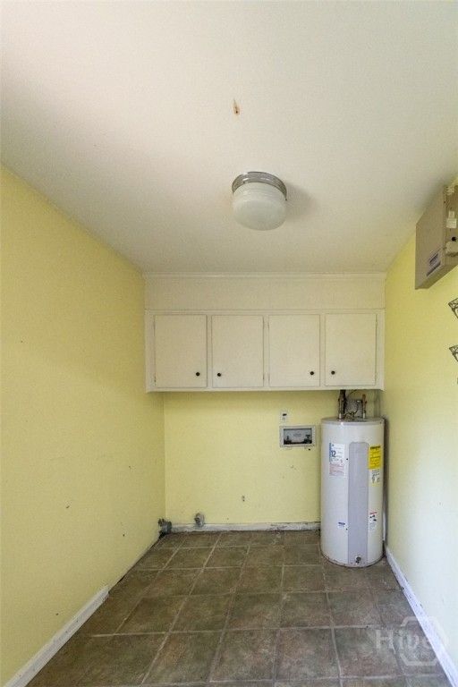 Image 21 of property listing at 506 W US 80 Highway, Bloomingdale, GA 31302