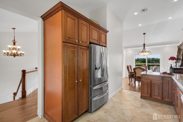 154 Devoe Avenue, Spotswood, NJ 08884