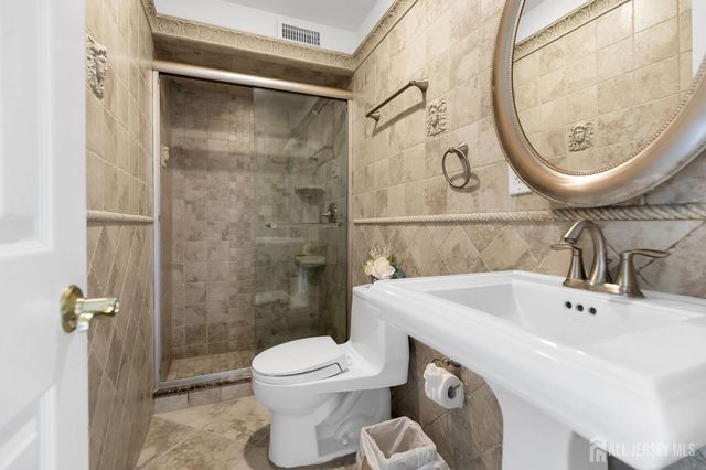 154 Devoe Avenue, Spotswood, NJ 08884