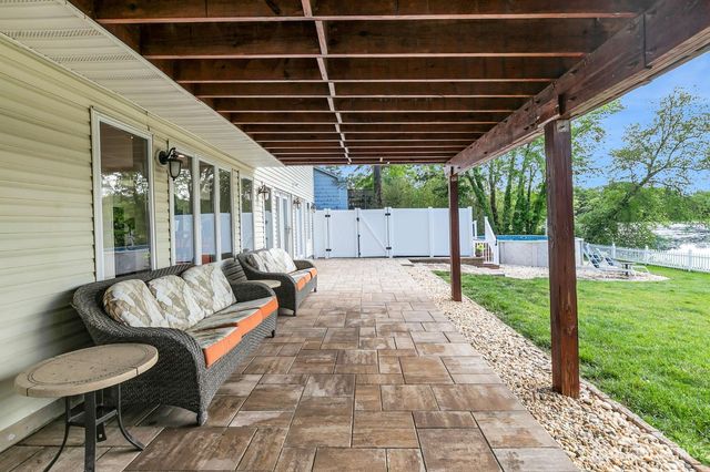 154 Devoe Avenue, Spotswood, NJ 08884
