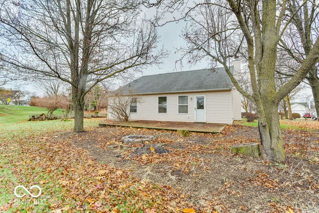 12353 Driftstone Drive, Fishers, IN 46037