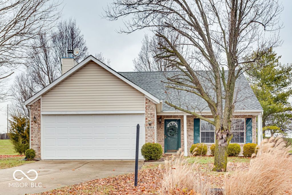12353 Driftstone Drive, Fishers, IN 46037