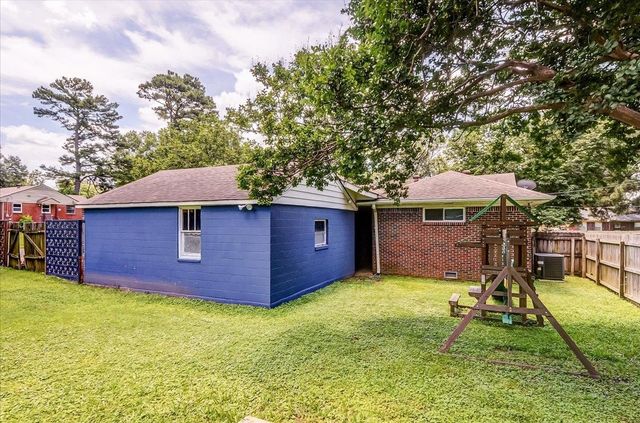 4872 FLAMINGO RD, Memphis, TN 38117