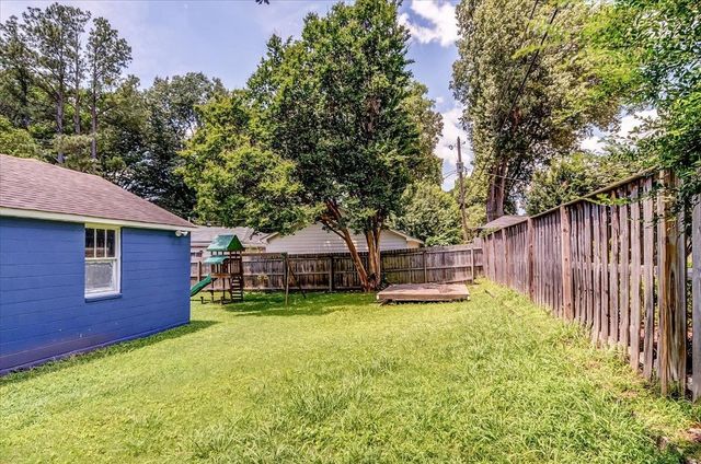 4872 FLAMINGO RD, Memphis, TN 38117