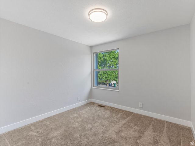 1384 E SUDBURY AVE, Sandy, UT 84093