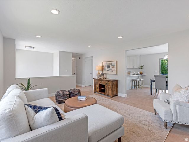 1384 E SUDBURY AVE, Sandy, UT 84093