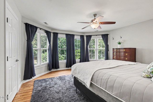102 Maple Crest Court, Apex, NC 27502