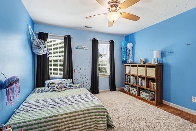 102 Maple Crest Court, Apex, NC 27502
