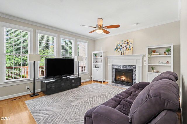 102 Maple Crest Court, Apex, NC 27502