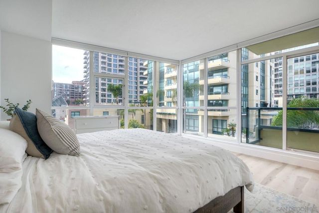 510 1St Ave 305, San Diego, CA 92101