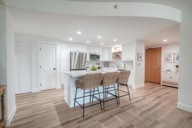 510 1St Ave 305, San Diego, CA 92101