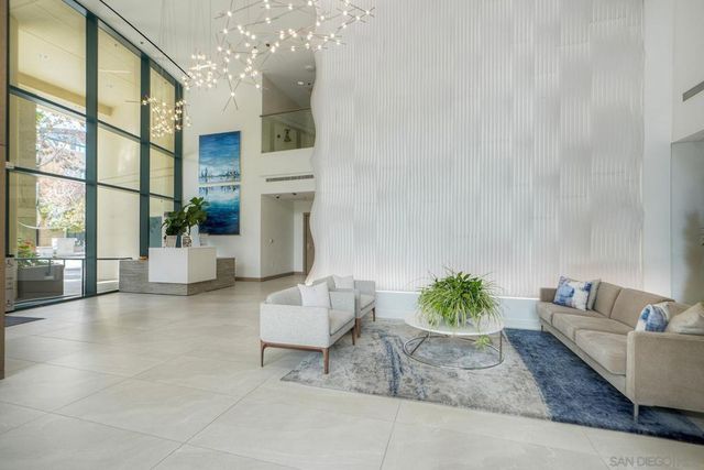 510 1St Ave 305, San Diego, CA 92101