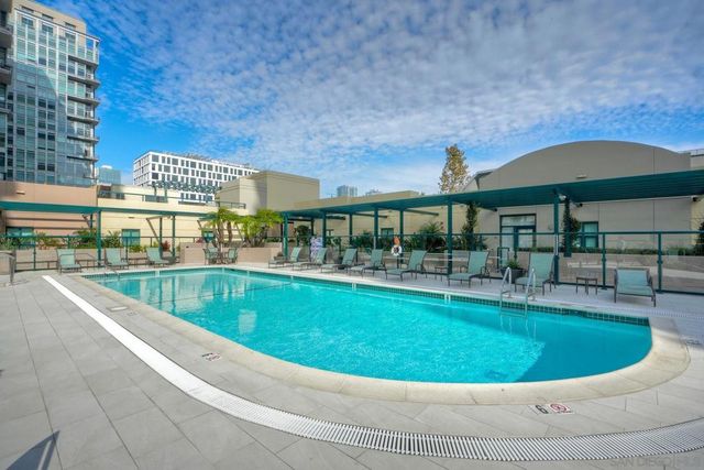 510 1St Ave 305, San Diego, CA 92101