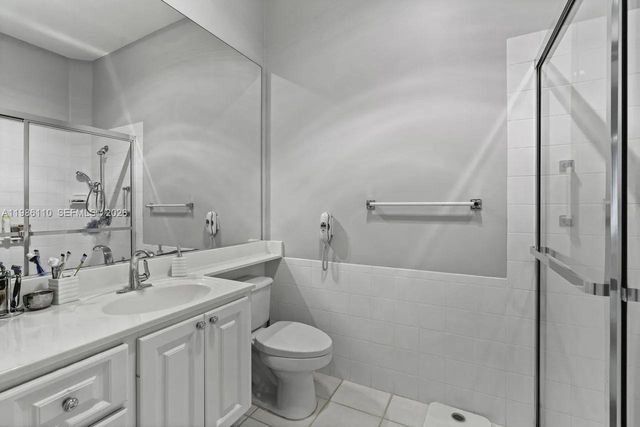 2862 Irma Lake Dr, West Palm Beach, FL 33411