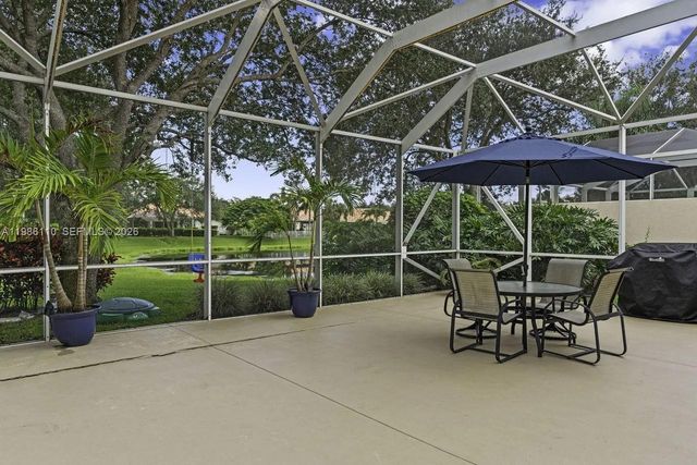 2862 Irma Lake Dr, West Palm Beach, FL 33411