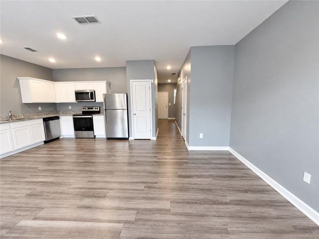 152 Swindon Drive, Mcdonough, GA 30253