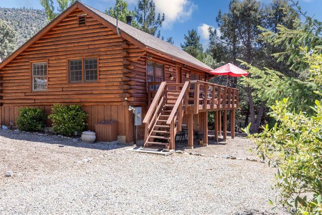2800 Rainier Way, Pine Mountain Club, CA 93222