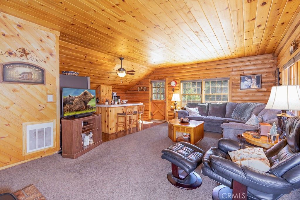 Image 12 of property listing at 2800 Rainier Way, Pine Mountain Club, CA 93222