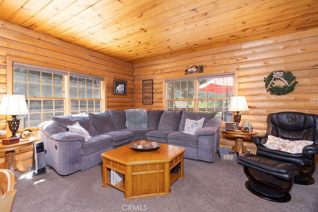 Image 13 of property listing at 2800 Rainier Way, Pine Mountain Club, CA 93222