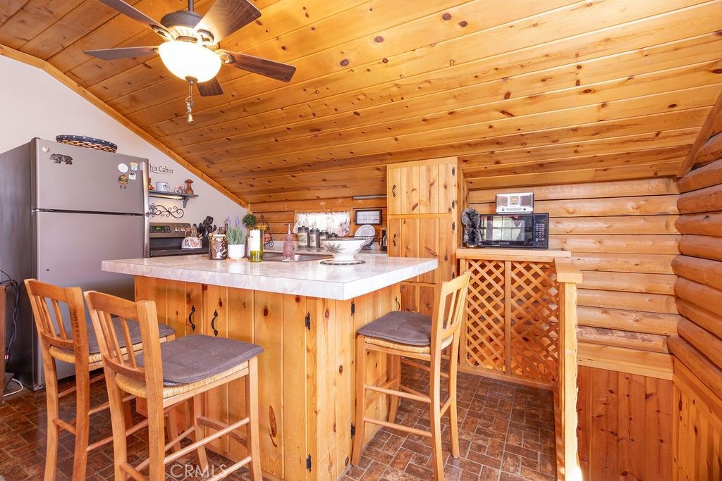 Image 21 of property listing at 2800 Rainier Way, Pine Mountain Club, CA 93222