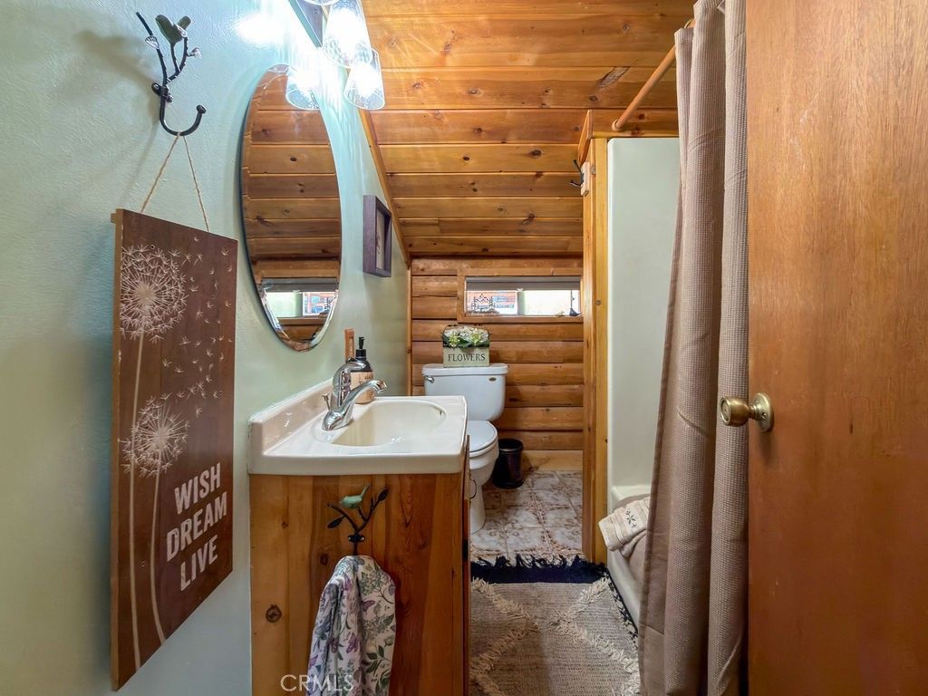 Image 25 of property listing at 2800 Rainier Way, Pine Mountain Club, CA 93222
