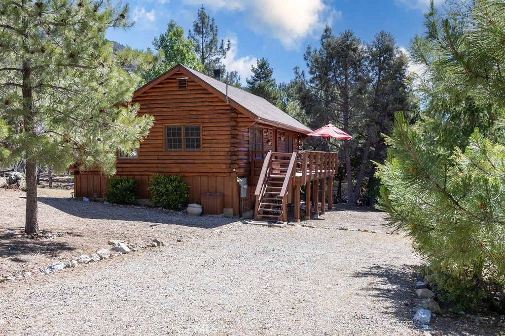 Image 51 of property listing at 2800 Rainier Way, Pine Mountain Club, CA 93222