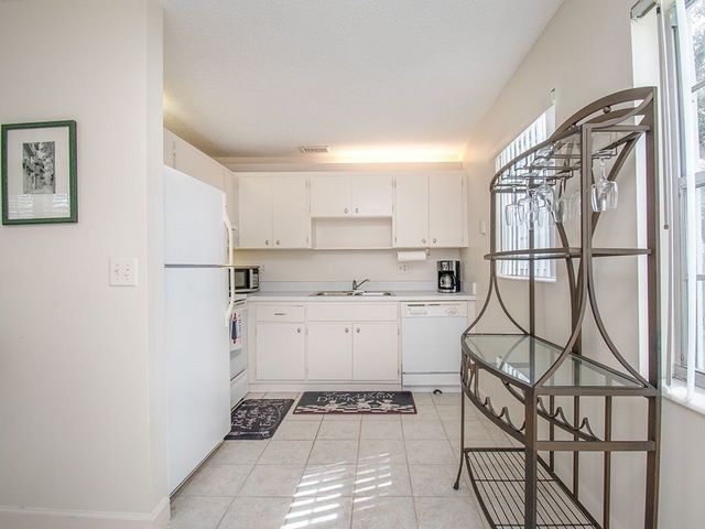 2800 Indian River Boulevard 1N, Vero Beach, FL 32960