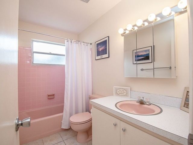 2800 Indian River Boulevard 1N, Vero Beach, FL 32960