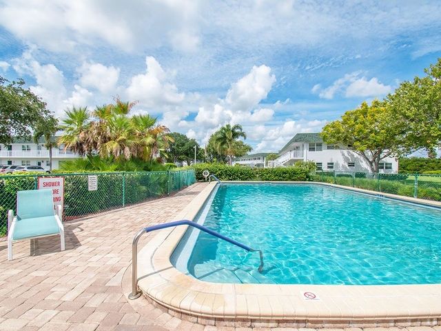2800 Indian River Boulevard 1N, Vero Beach, FL 32960
