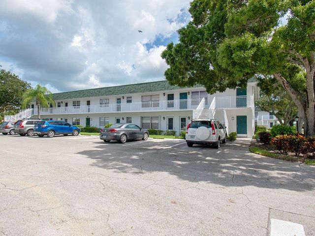 2800 Indian River Boulevard 1N, Vero Beach, FL 32960