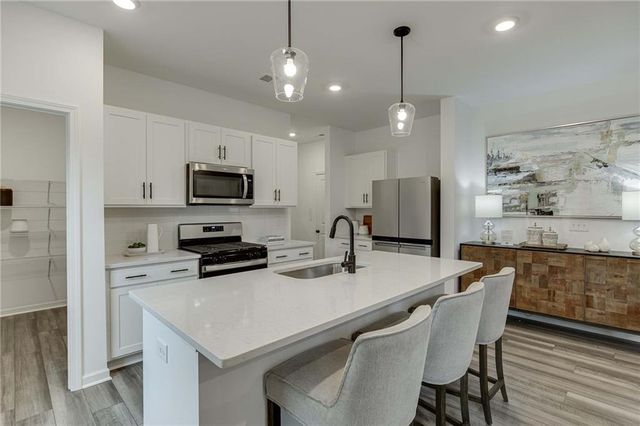 803 Paxton Drive, Cartersville, GA 30120