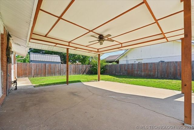 5841 S 73rd East Avenue, Tulsa, OK 74145