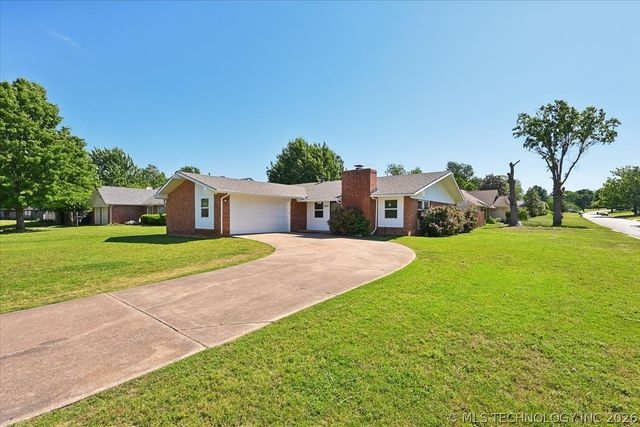 5841 S 73rd East Avenue, Tulsa, OK 74145
