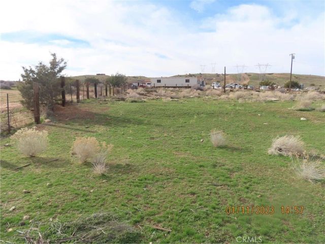 19243 Whitehaven, Hesperia, CA 92345