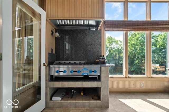 9731 Decatur Drive, Indianapolis, IN 46256