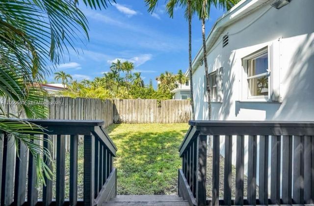 9264 Byron Ave, Surfside, FL 33154