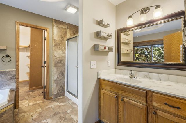 55 Lovers Lane, Branson West, MO 65737