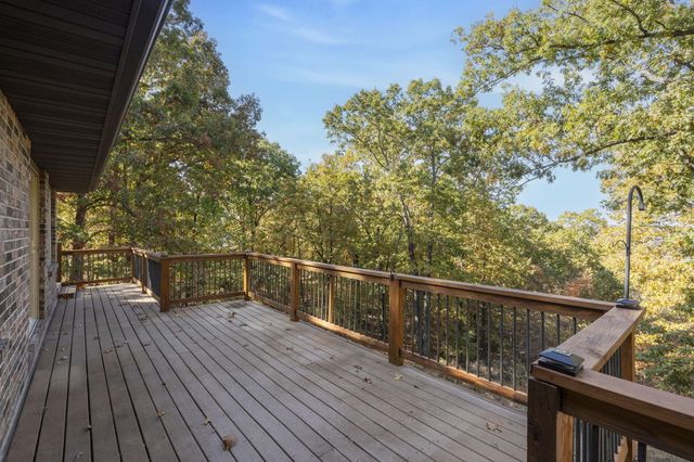 55 Lovers Lane, Branson West, MO 65737