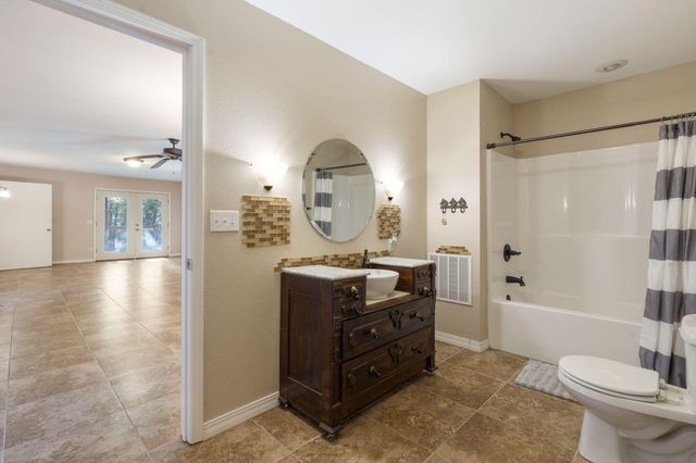 55 Lovers Lane, Branson West, MO 65737